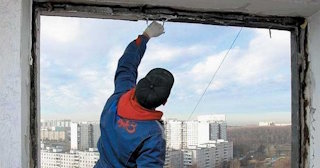 Демонтаж остекления балкона в Ступино - цена от 581 руб. - Сварной-Стп